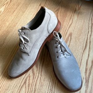 Cole Haan Mens grey suede tie up oxford